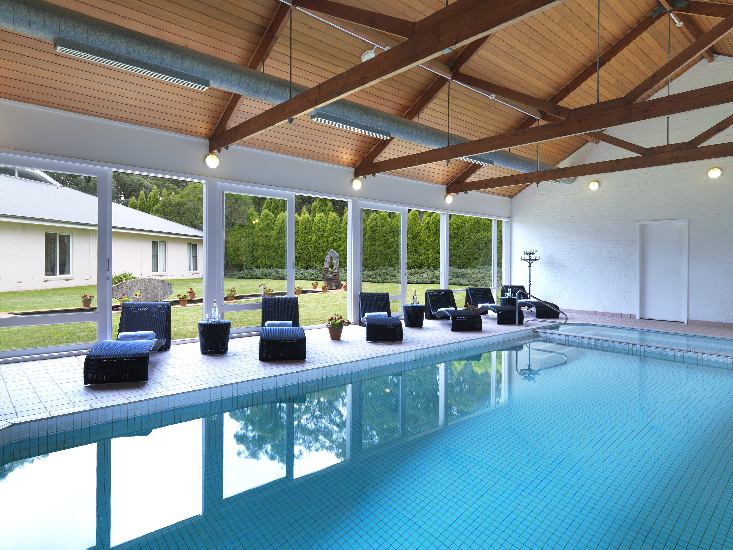 lindenderry-indoor-pool